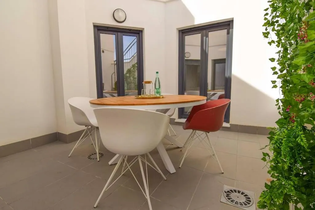 Apartment P&P Callejon De Olleria Málaga