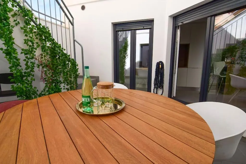 P&P Callejon De Olleria Málaga Apartment